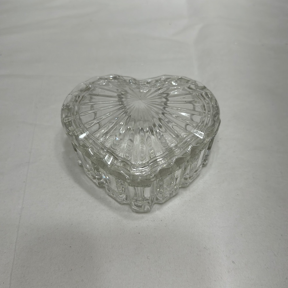 Heart shaped glass jewelry box